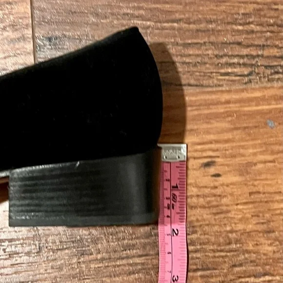 Moschino black suede loafers. Made in Italy Size 37 - Picture 6 of 9